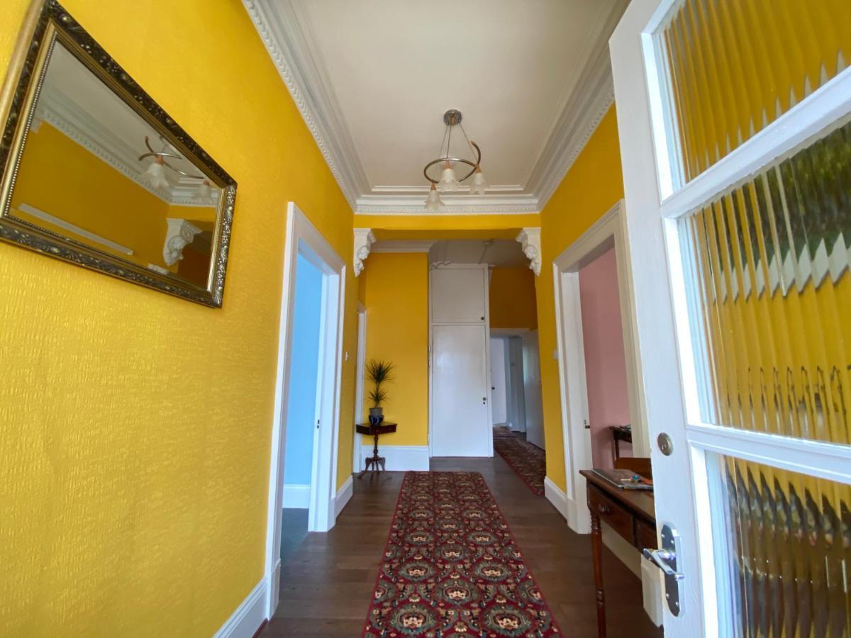 St John'S Flat Spacious Accomodation Dalry  Kültér fotó